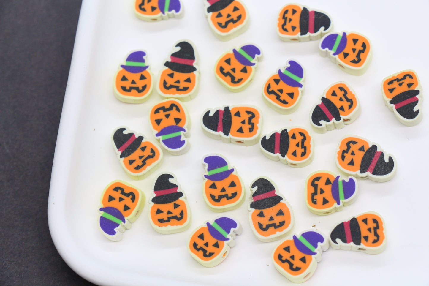 Pumpkin Beads with Witch Hat – Halloween Polymer Clay Jack-O’-Lantern Beads