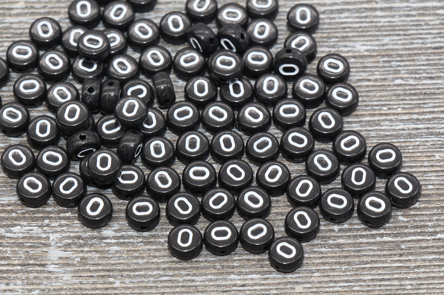 Letter O Alphabet Beads, Black Alphabet Letter Beads, Acrylic Black and White Letters Beads, Round Acrylic Beads, Name Beads, Size 7mm