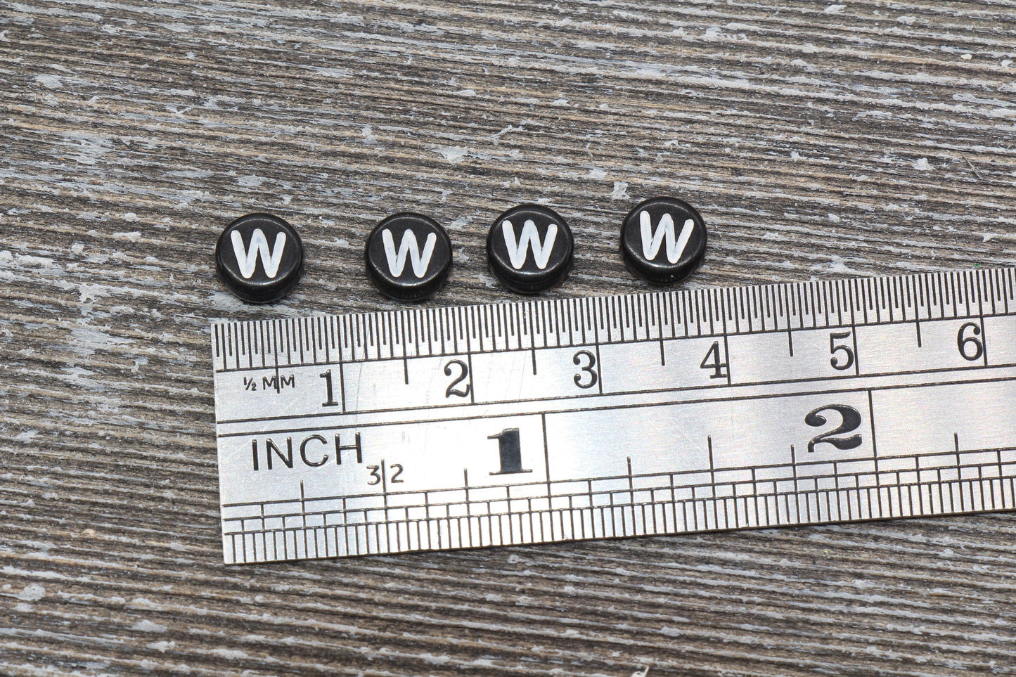 Letter W Alphabet Beads, Black Alphabet Letter Beads, Acrylic Black and White Letters Beads, Round Acrylic Beads, Name Beads, Size 7mm