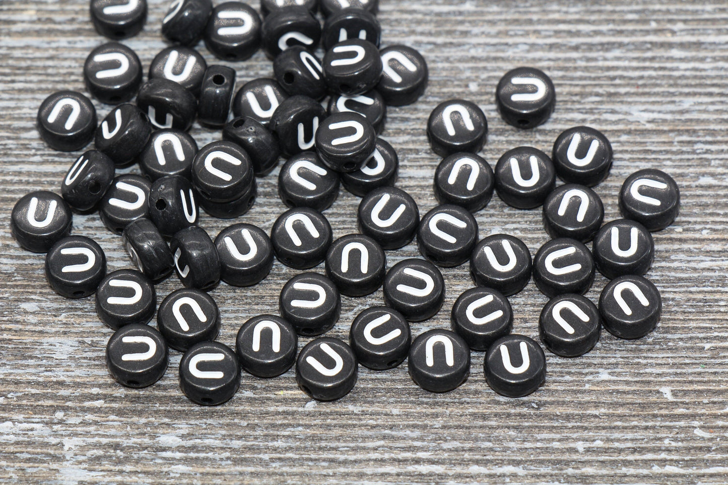 Letter U Alphabet Beads, Black Alphabet Letter Beads, Acrylic Black and White Letters Beads, Round Acrylic Beads, Name Beads, Size 7mm