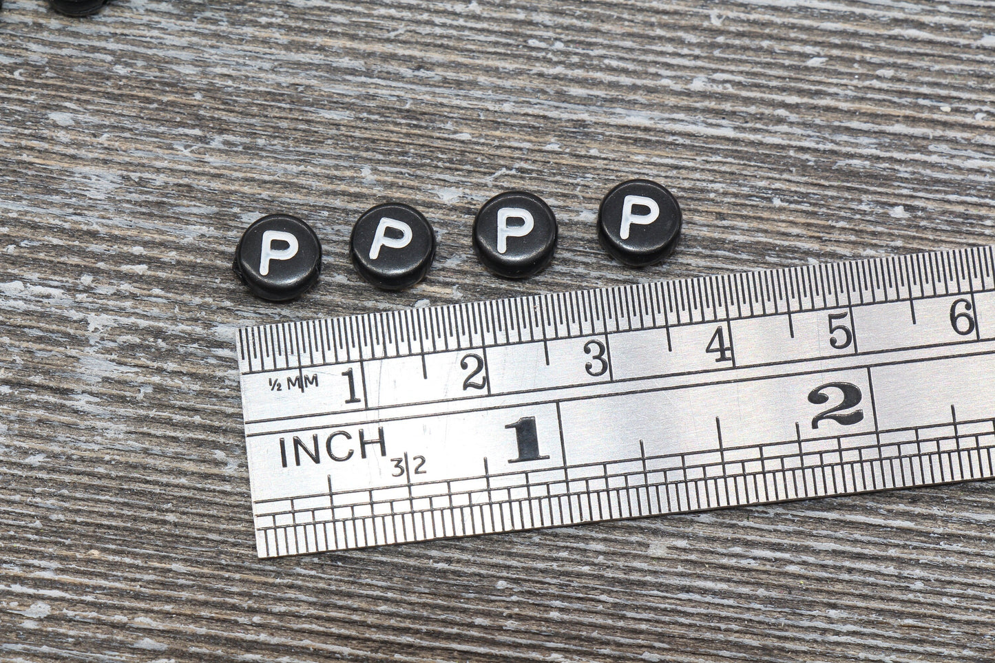 Letter P Alphabet Beads, Black Alphabet Letter Beads, Acrylic Black and White Letters Beads, Round Acrylic Beads, Name Beads, Size 7mm