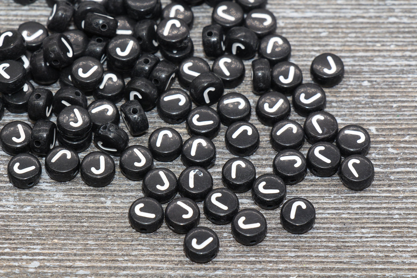 Letter J Alphabet Beads, Black Alphabet Letter Beads, Acrylic Black and White Letters Beads, Round Acrylic Beads, Name Beads, Size 7mm
