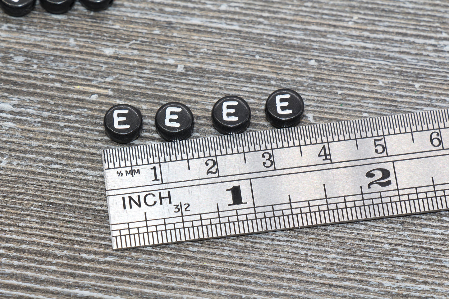 Letter E Alphabet Beads, Black Alphabet Letter Beads, Acrylic Black and White Letters Beads, Round Acrylic Beads, Name Beads, Size 7mm