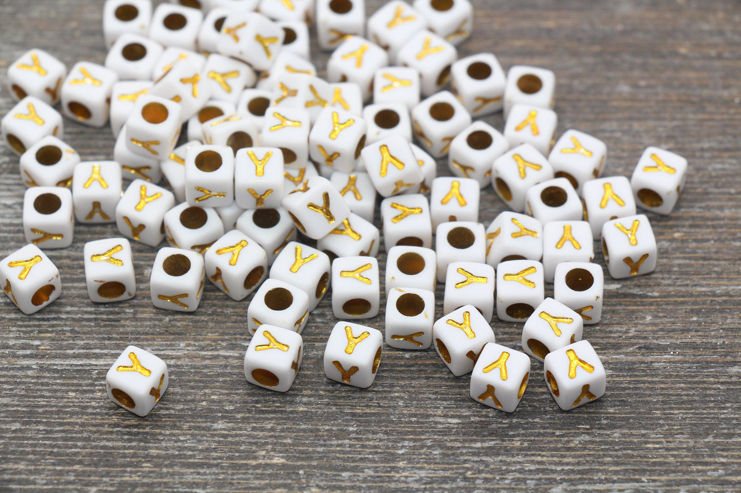Letter Y Letter Beads, Cube White Beads with Gold Lettering, Individual Letter Beads, Acrylic Square Name Beads, Size 7mm