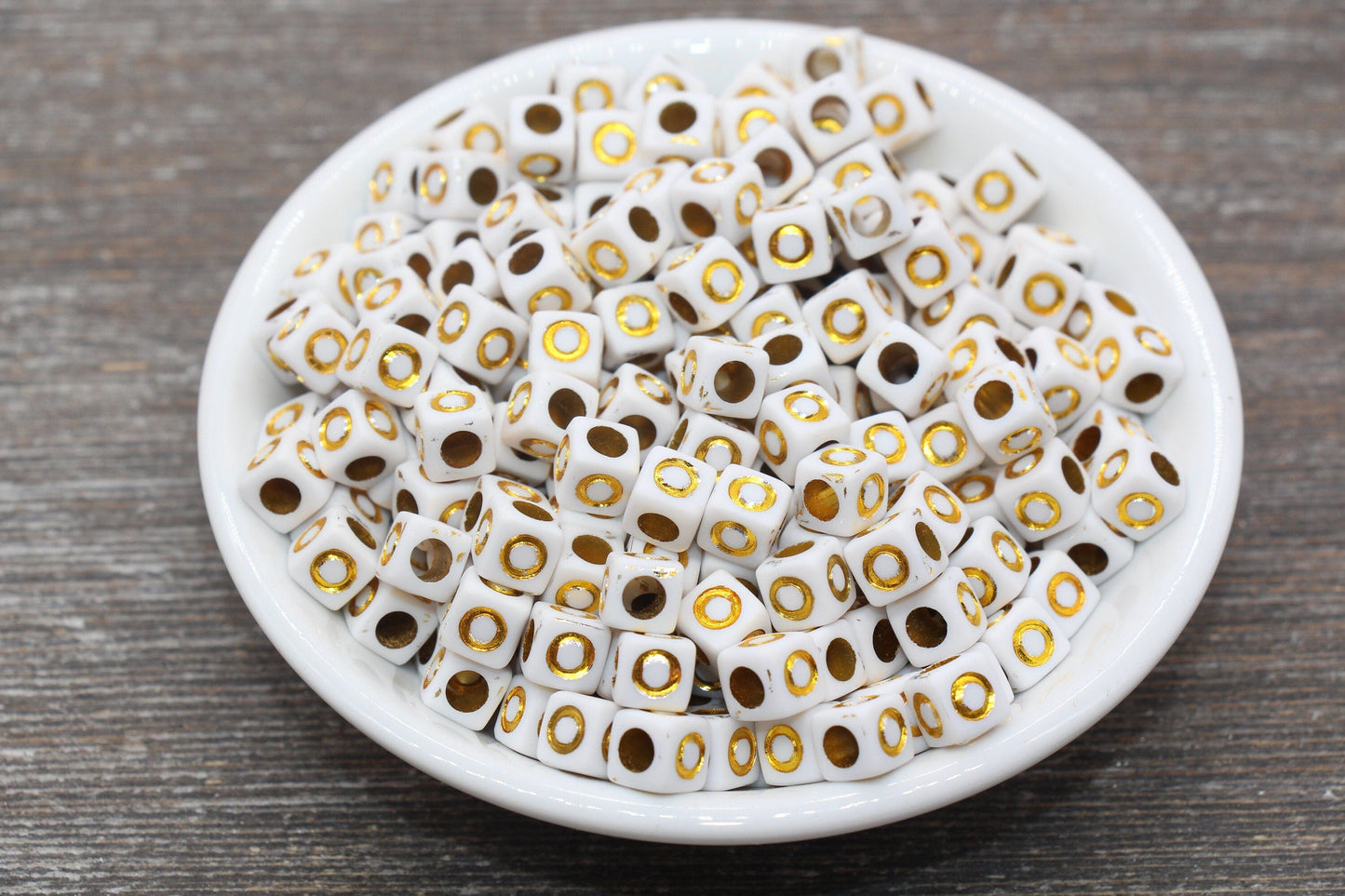 Letter O Letter Beads, Cube White Beads with Gold Lettering, Individual Letter Beads, Acrylic Square Name Beads, Size 7mm
