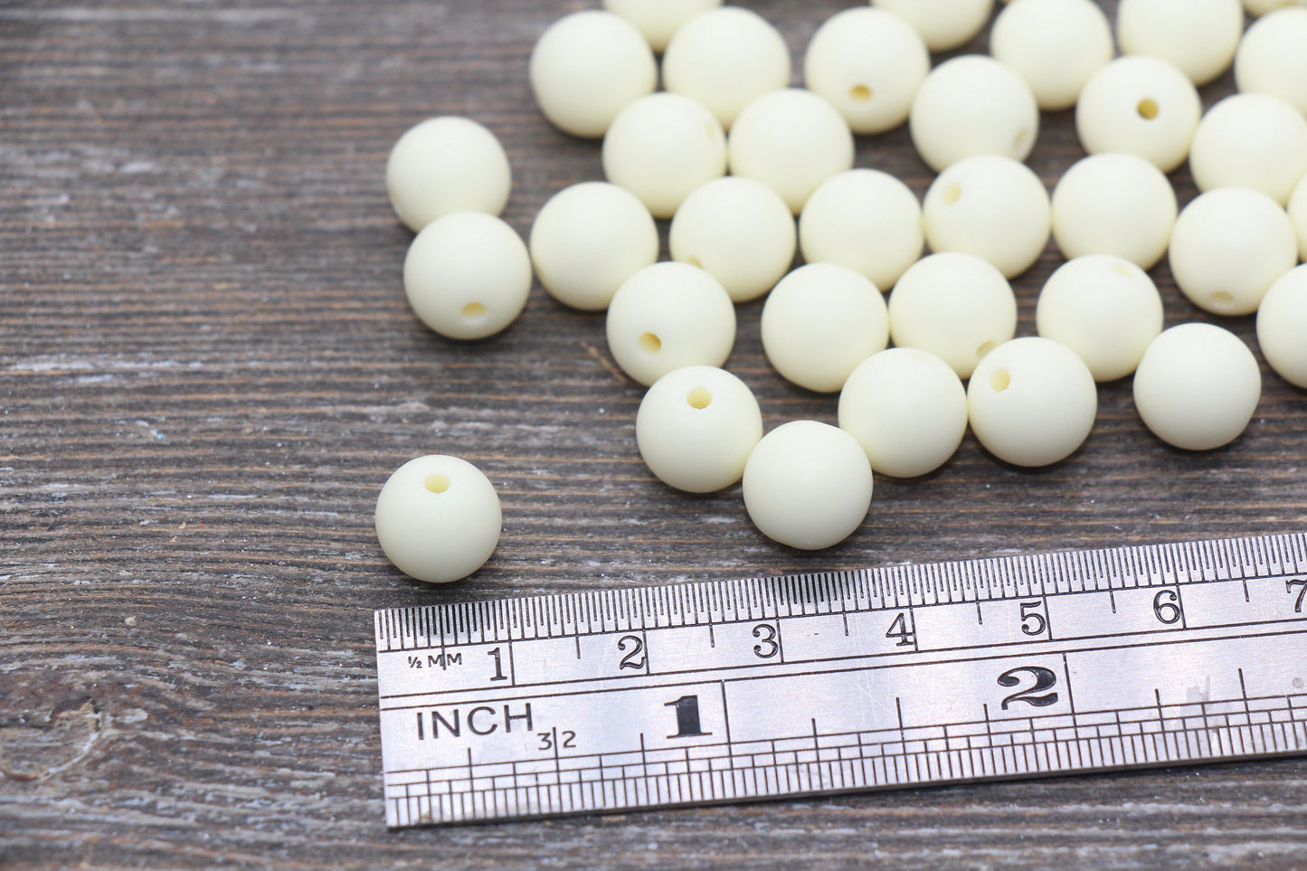 10mm Matte Ivory Gumball Beads, Round Acrylic Loose Beads, Frosted Ivory Bubblegum Beads, Chunky Beads, Round Plastic Beads #2557