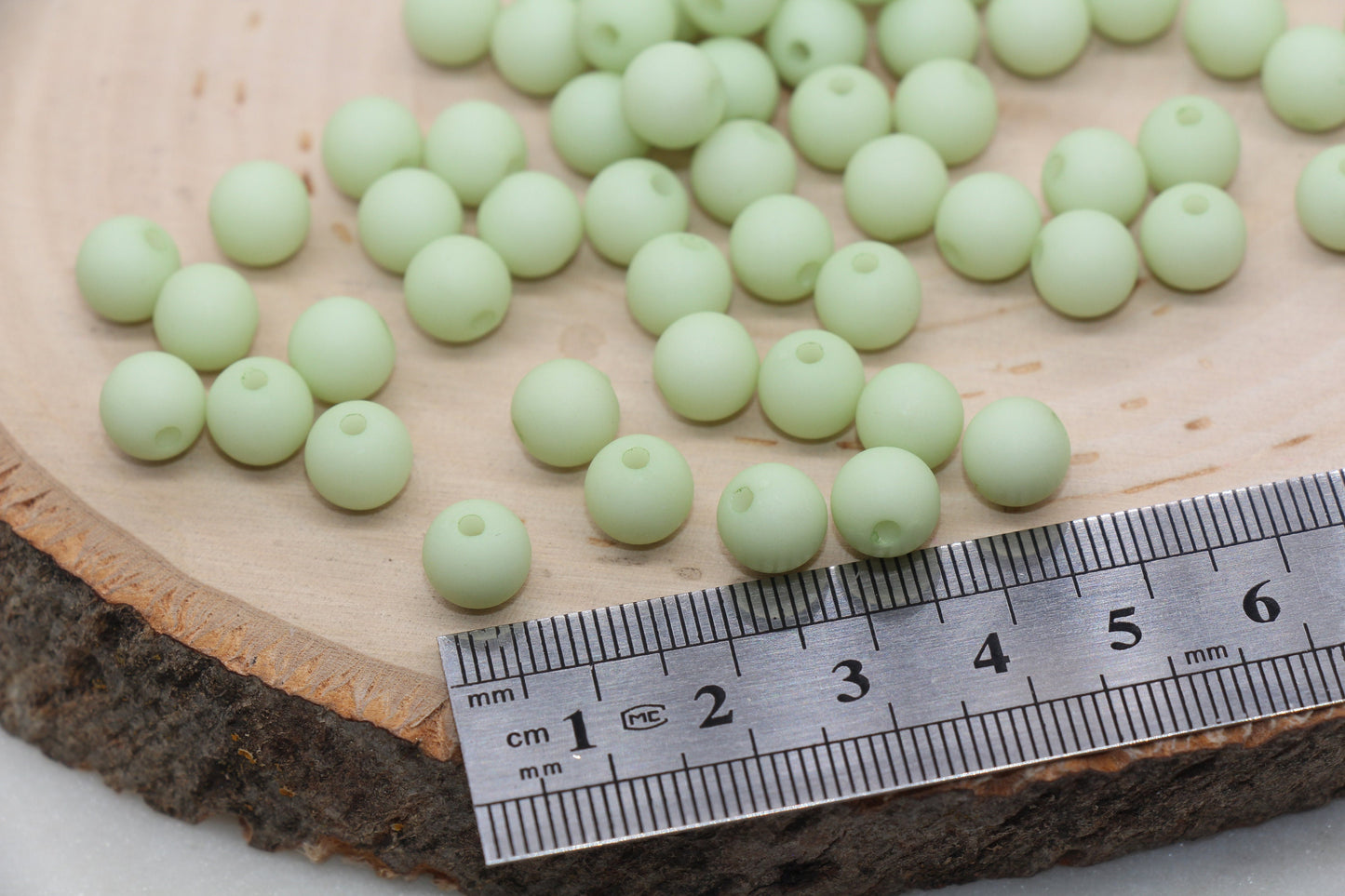 8mm Matte Green Round Beads, Acrylic Gumball Bead, Frosted Green Round Beads, Bubblegum Beads, Plastic Round Bead, Bead for Bracelet #654
