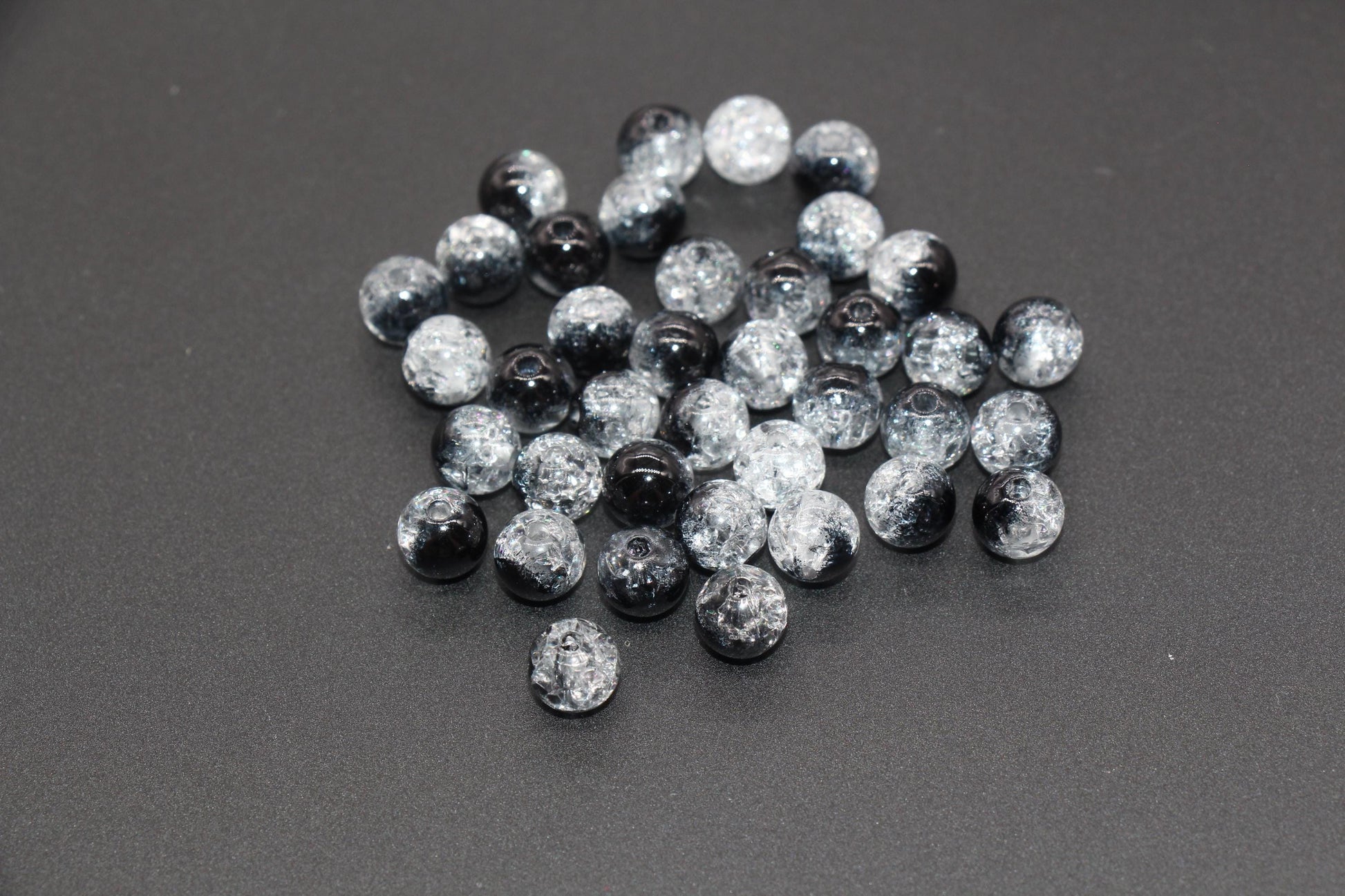 8mm Black and Clear Ombre Crackle Beads, Acrylic Crackle Loose Beads, Bubblegum Beads, Chunky Beads, Crackle Beads #3305