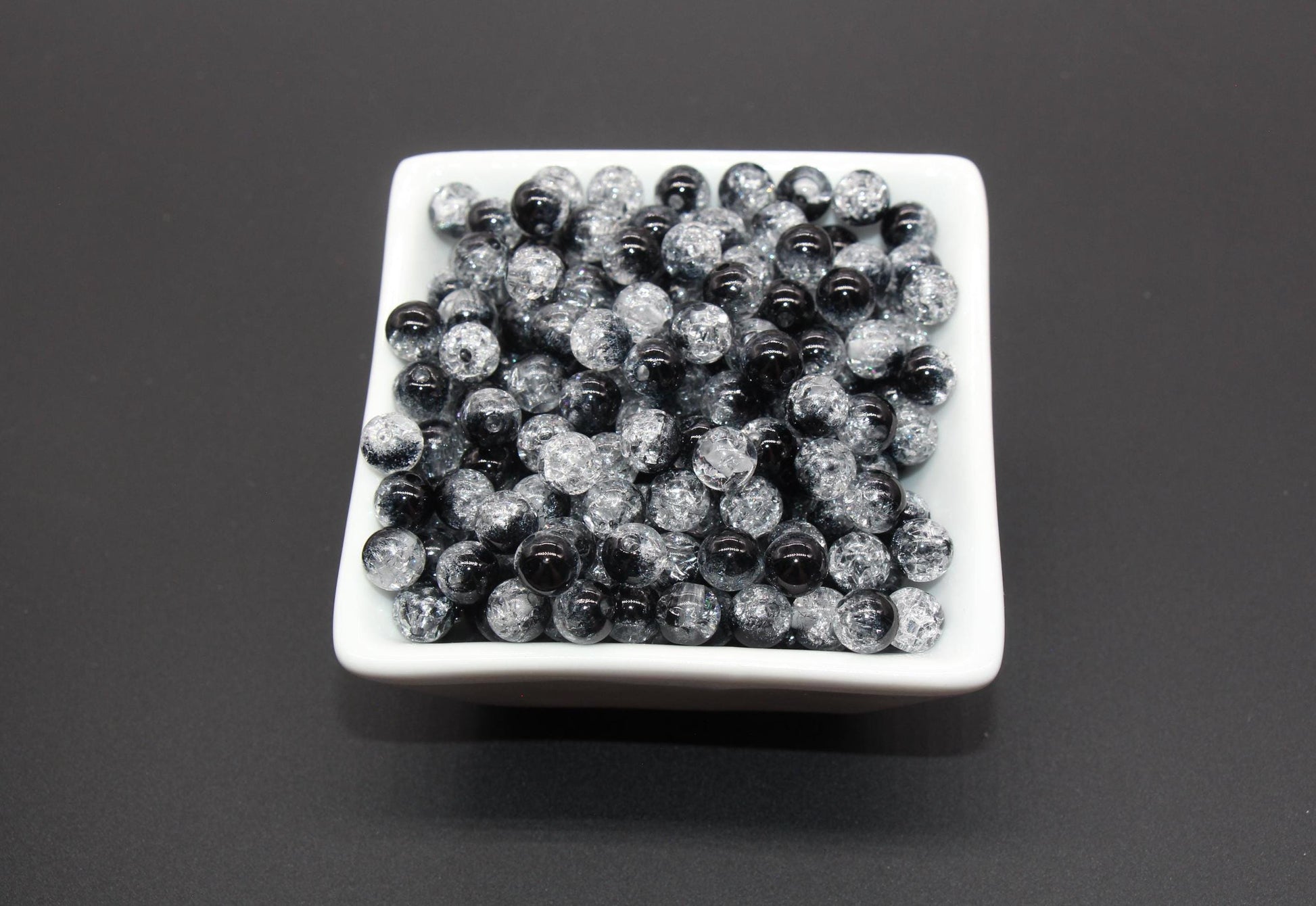 8mm Black and Clear Ombre Crackle Beads, Acrylic Crackle Loose Beads, Bubblegum Beads, Chunky Beads, Crackle Beads #3305