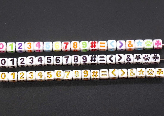 5mm White Black Clover Acrylic Symbol Beads #725