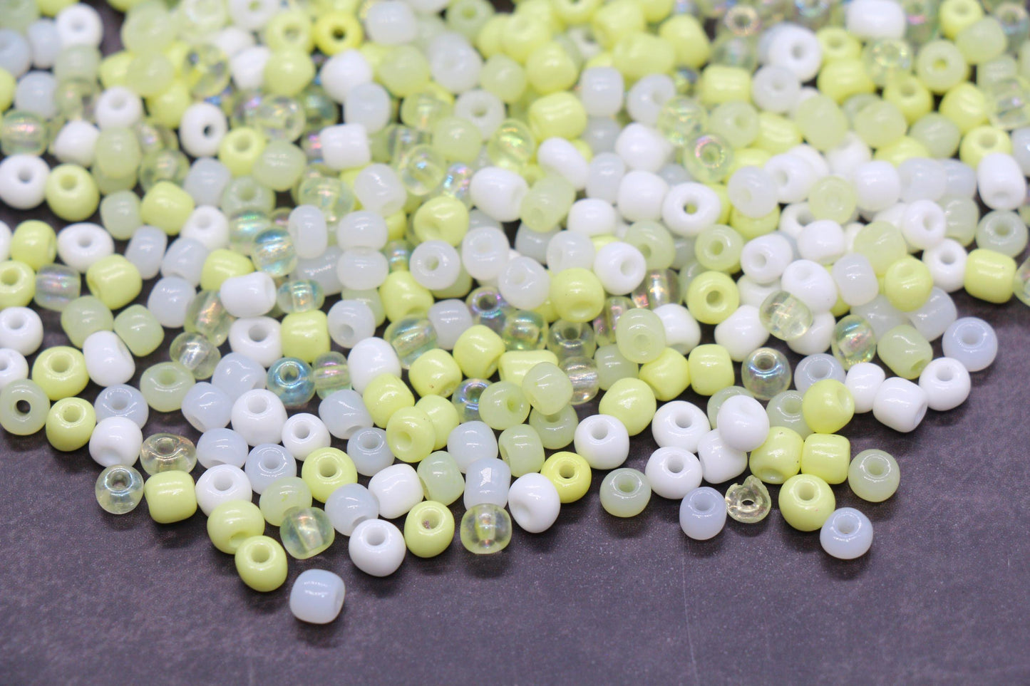Mix Glass Seed Beads, Size 4mm 6/0 Glass Seed Beads, Yellow and White Mix Seed Beads, Rocailles Beads, Bracelet Beads #3664