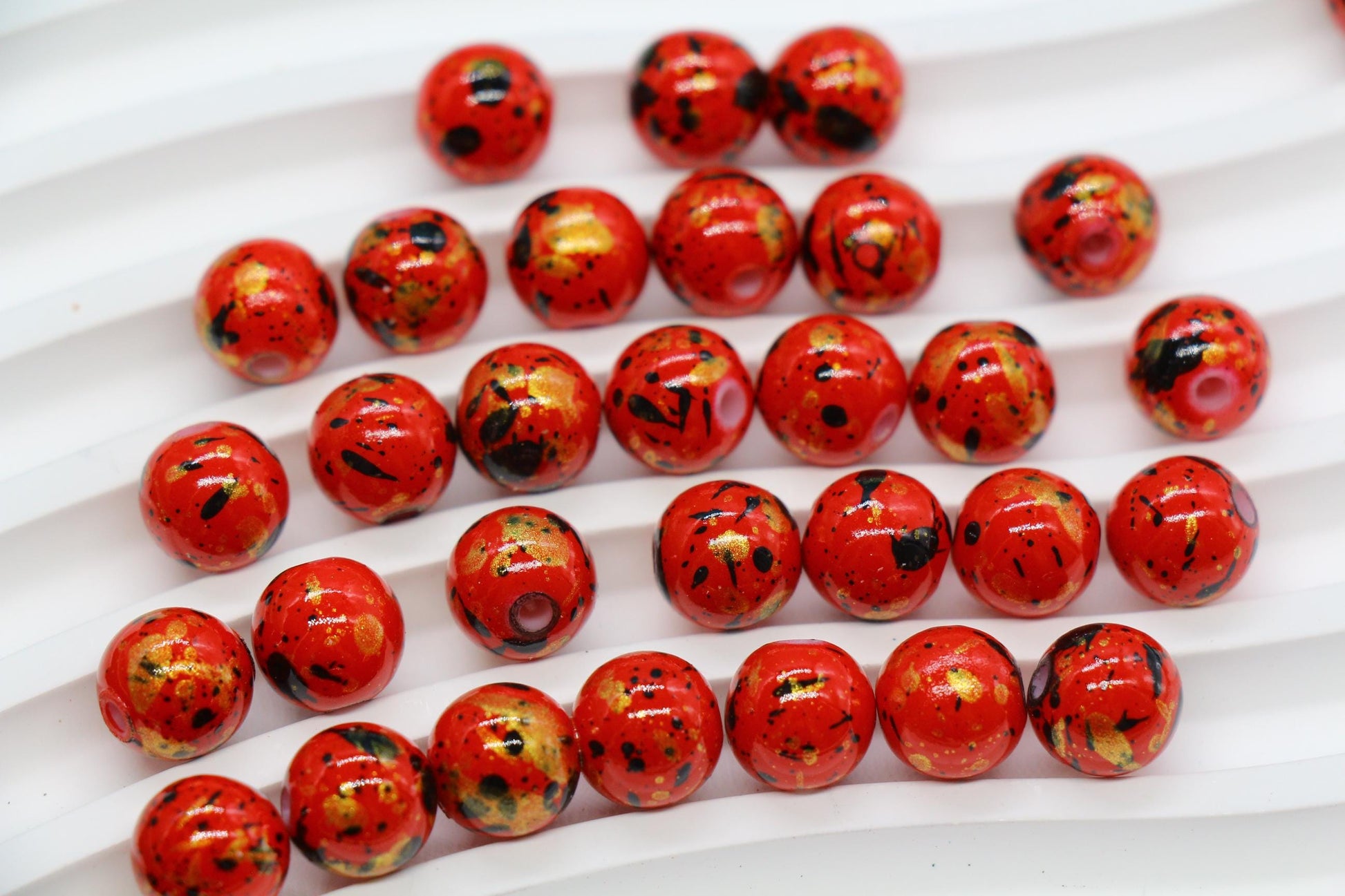 10mm Splatter Painted Acrylic Beads, Round Glossy Beads with Gold and Black Speckle for Jewelry Making, DIY Crafts
