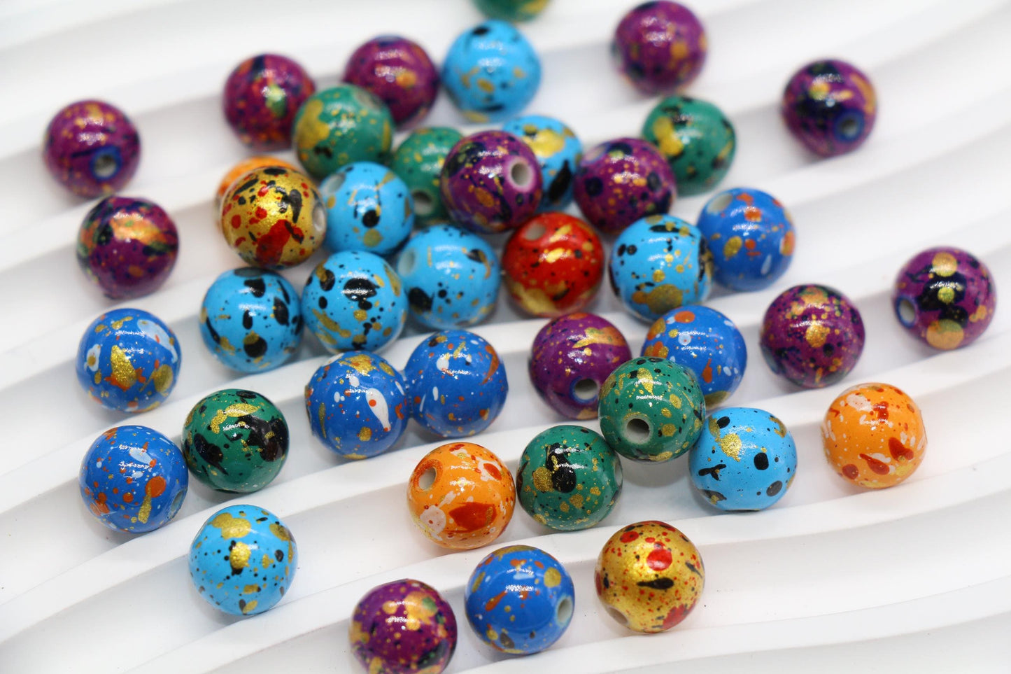 10mm Splatter Painted Acrylic Beads, Round Glossy Beads with Gold and Black Speckle for Jewelry Making, DIY Crafts