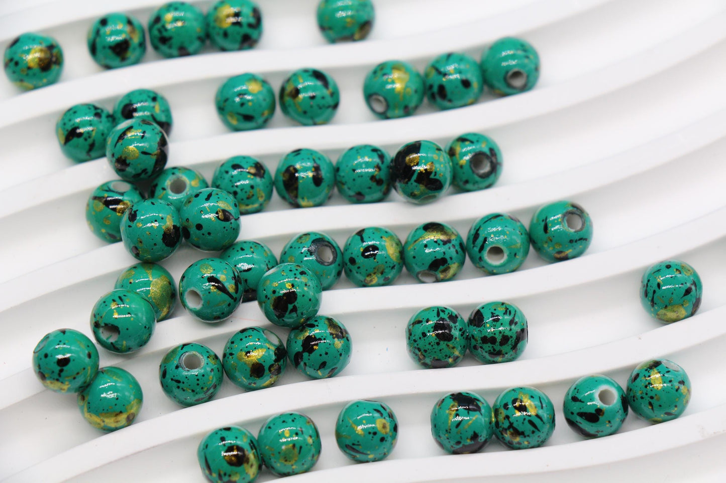 8mm Splatter Painted Acrylic Beads, Round Glossy Beads with Gold and Black Speckle for Jewelry Making, DIY Crafts