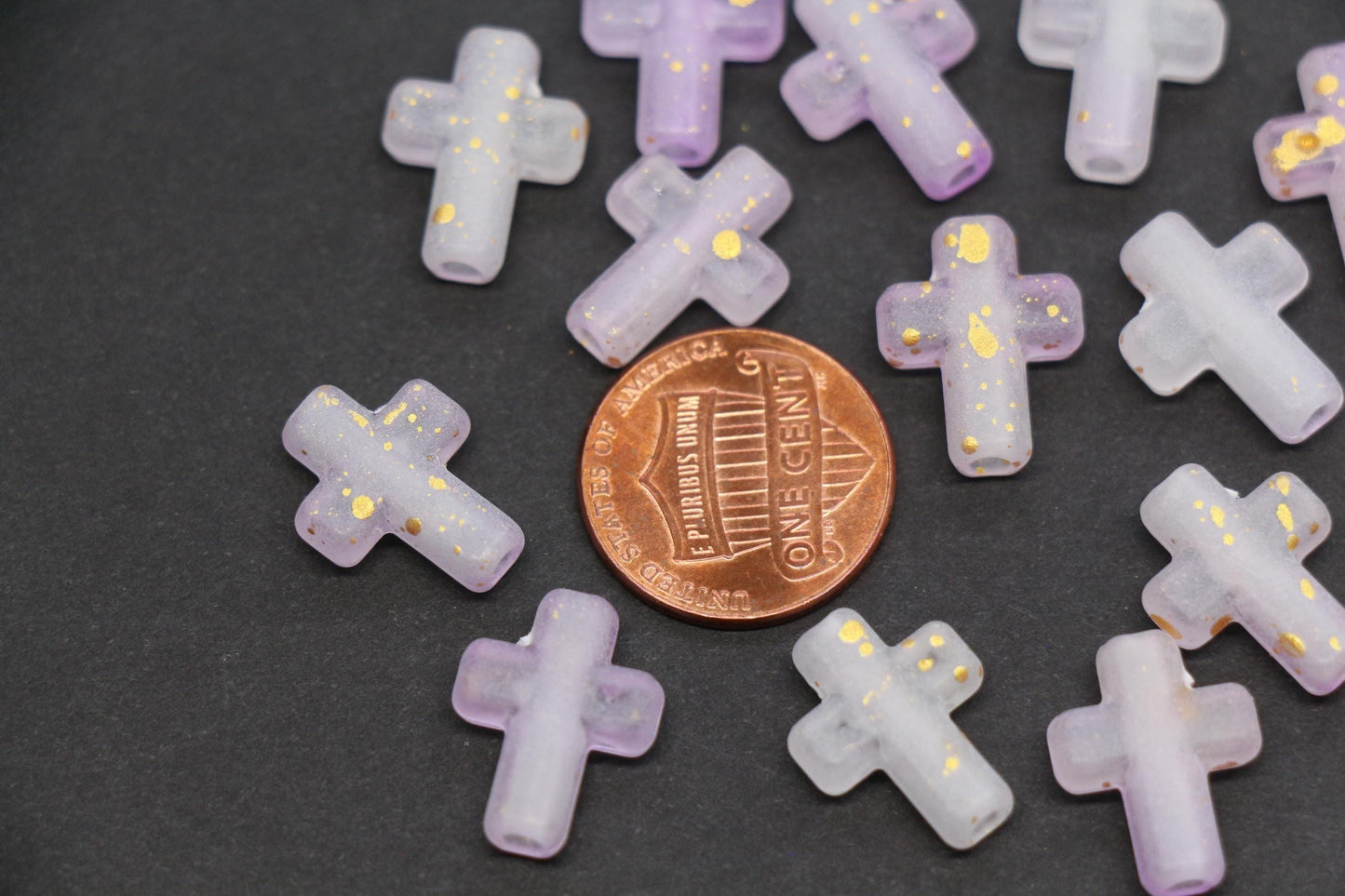Matte Cross Beads with Gold Specks, Lavender Ombre Purple, Frosted Acrylic Cross Beads #3752