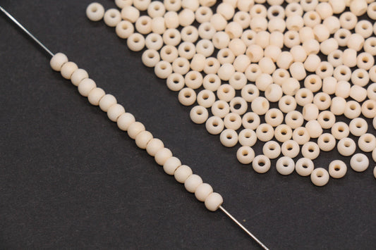 4mm Matte Creamy Peach Glass Seed Beads, Frosted Ivory Peach Beads, 6/0 Round Seed Beads, Beads for Jewelry Making #1161