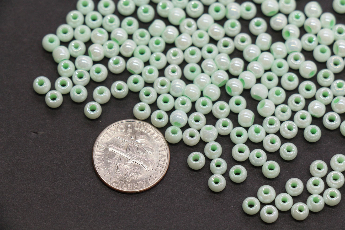 4mm Mint Green Pearlized Glass Beads, Round Glass Spacer Beads for Bracelets, DIY Jewelry Supplies #3995