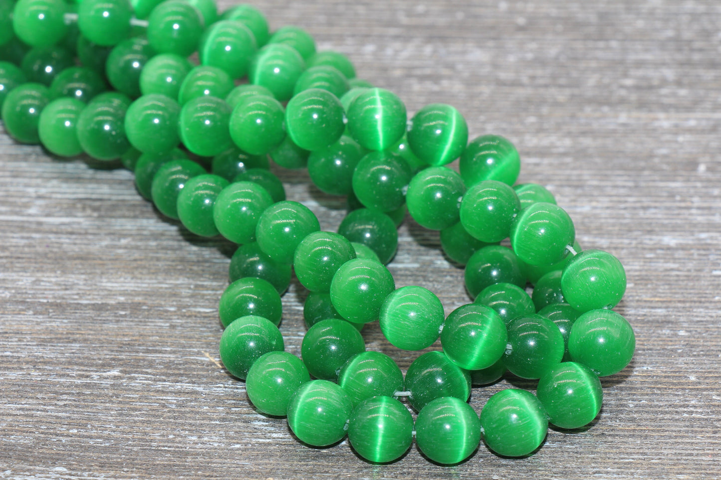 Green Cat Eye Beads, Smooth Round Beads, Sizes 4mm 6mm 8mm 10mm 12mm, Full Strand 15.5 inch, #181
