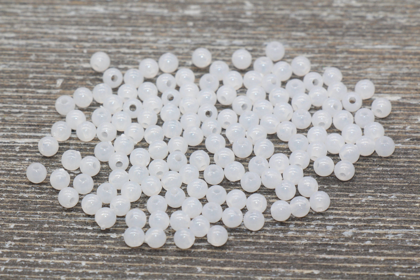 4mm White Round Beads, Translucent Clear Round Gumball Beads, Round Spacer Beads, Bubblegum Beads, Plastic Round Smooth Bead #852
