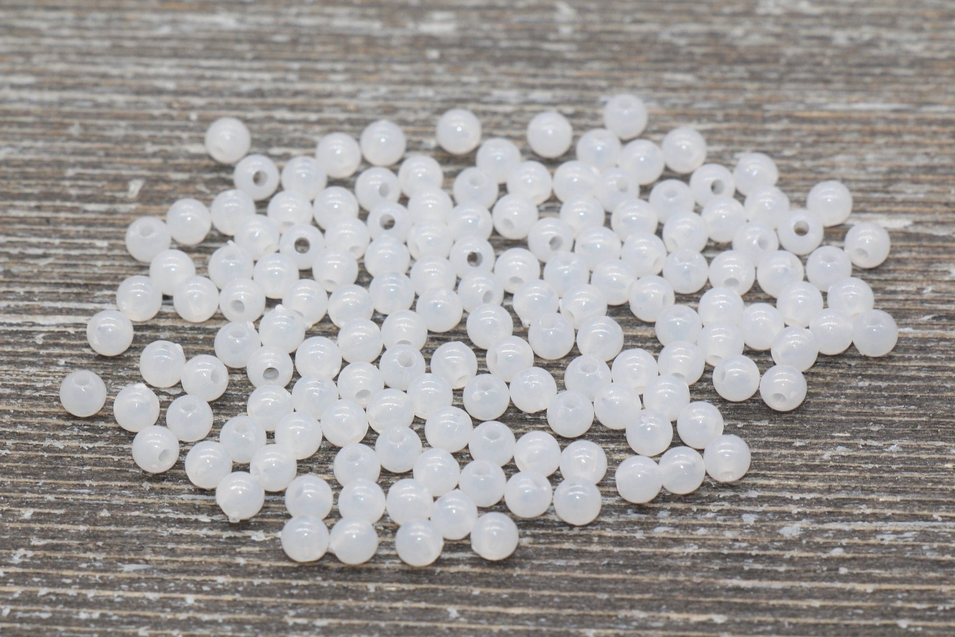 4mm White Round Beads, Translucent Clear Round Gumball Beads, Round Spacer Beads, Bubblegum Beads, Plastic Round Smooth Bead #852