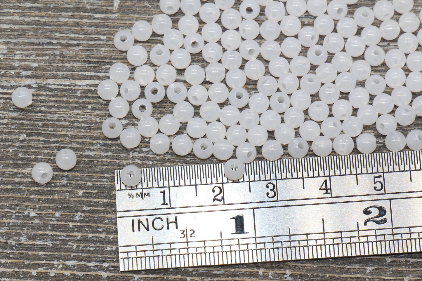 4mm White Round Beads, Translucent Clear Round Gumball Beads, Round Spacer Beads, Bubblegum Beads, Plastic Round Smooth Bead #852
