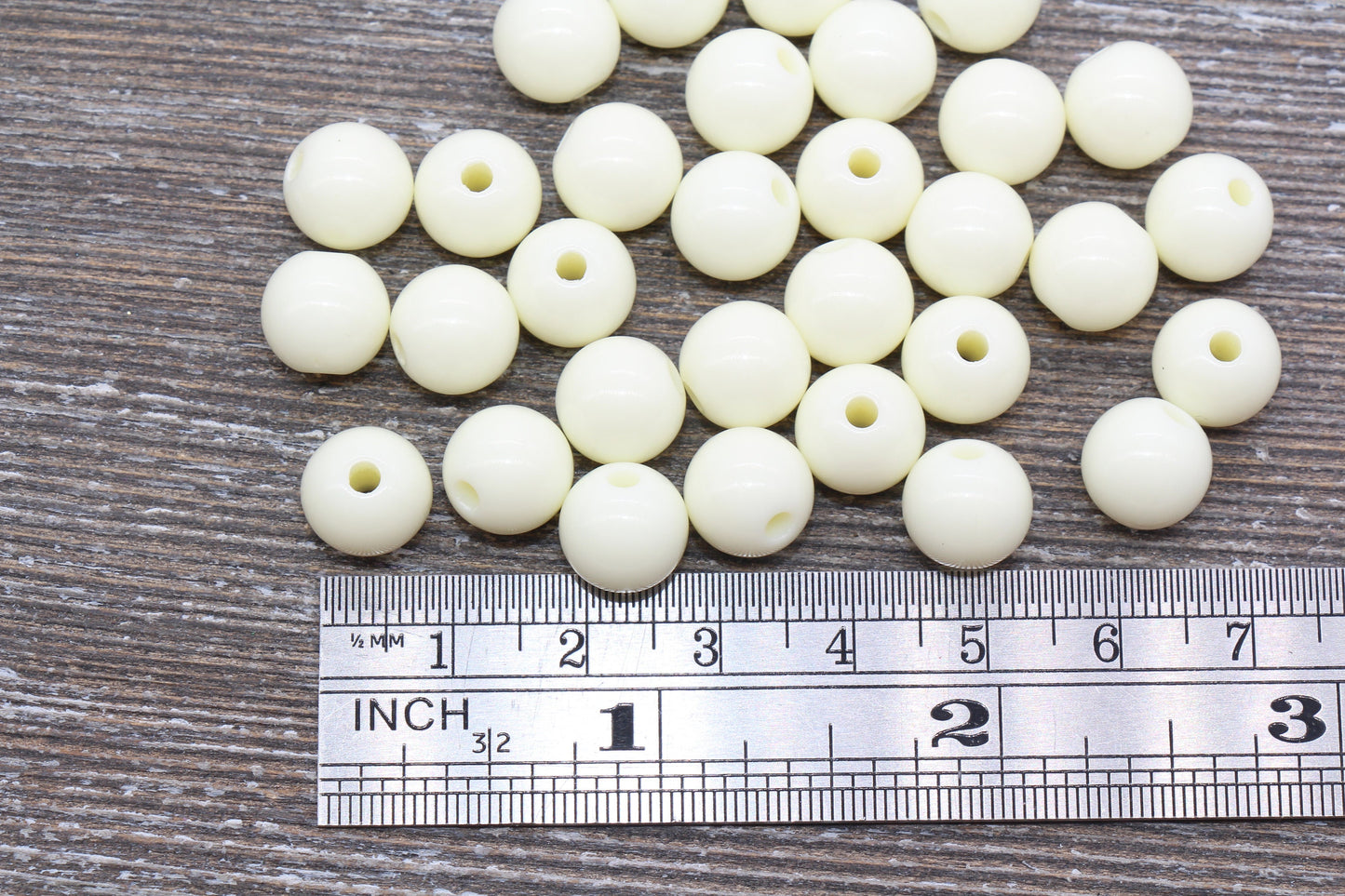 10mm Ivory Gumball Beads, Round Acrylic Loose Beads, Chunky Beads, Smooth Plastic Beads, Bubble Gum Beads #1061
