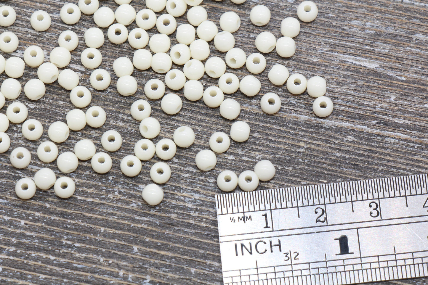 4mm Off White Round Beads, Acrylic Gumball Beads, Off White Round Spacer Beads, Bubblegum Beads, Plastic Round Smooth Bead #236