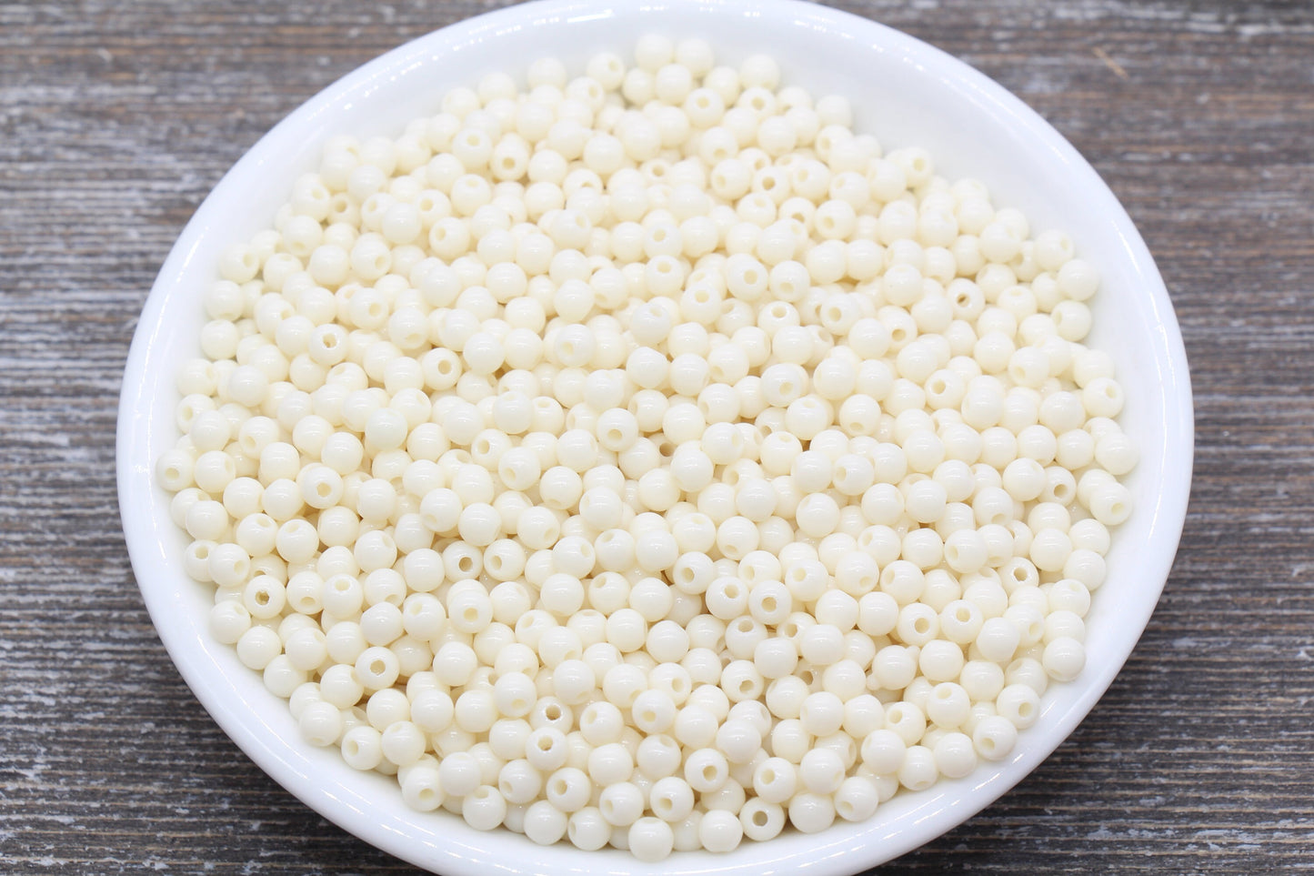 4mm Off White Round Beads, Acrylic Gumball Beads, Off White Round Spacer Beads, Bubblegum Beads, Plastic Round Smooth Bead #236