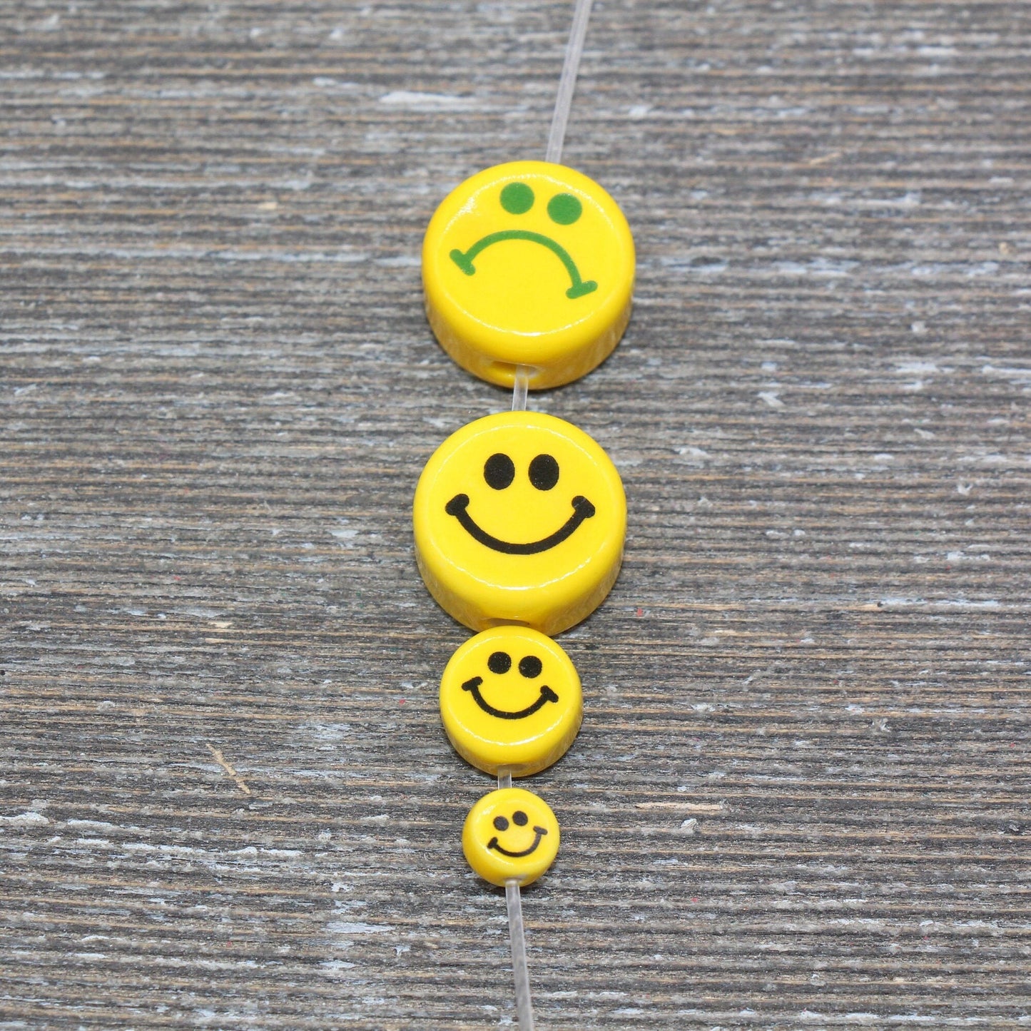 Ceramic Smiley Face Beads, Sad Face Beads, Happy Face Beads, Vertical Hole Beads, Yellow Happy Face Beads, Emoji Beads