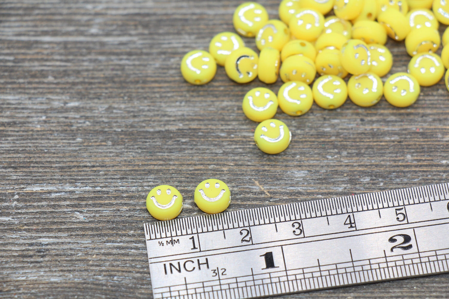Silver Smiley Face Yellow Round Beads, Yellow Emoji Beads, Happy Face Beads, Plastic Round Beads Size 7mm #1595