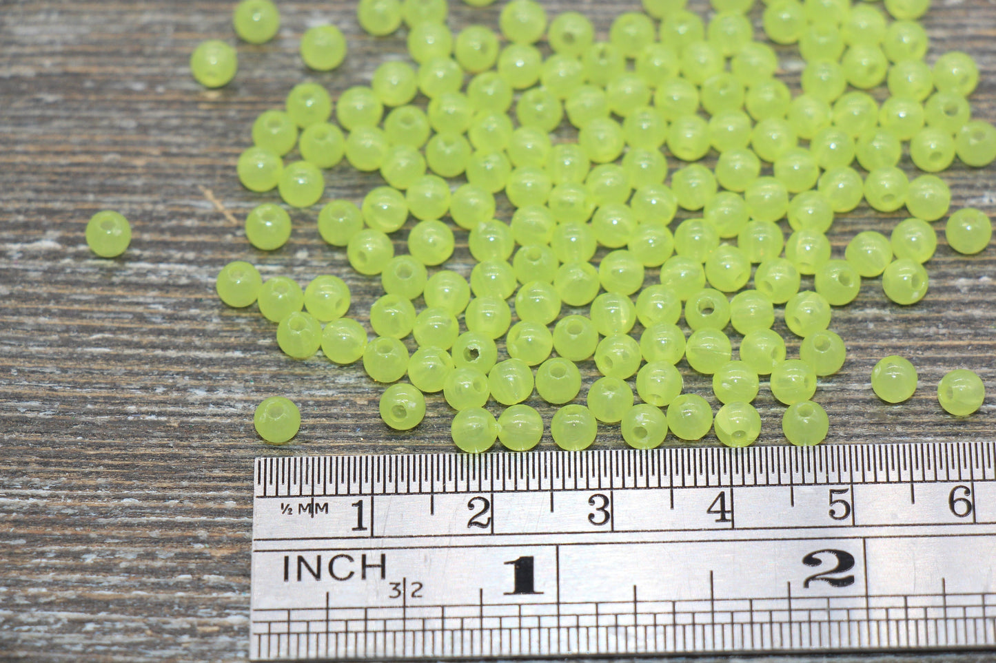 4mm Lime Green Round Beads, Translucent Lime Green Round Gumball Beads, Round Spacer Beads, Bubblegum Beads, Plastic Round Smooth Bead #1635