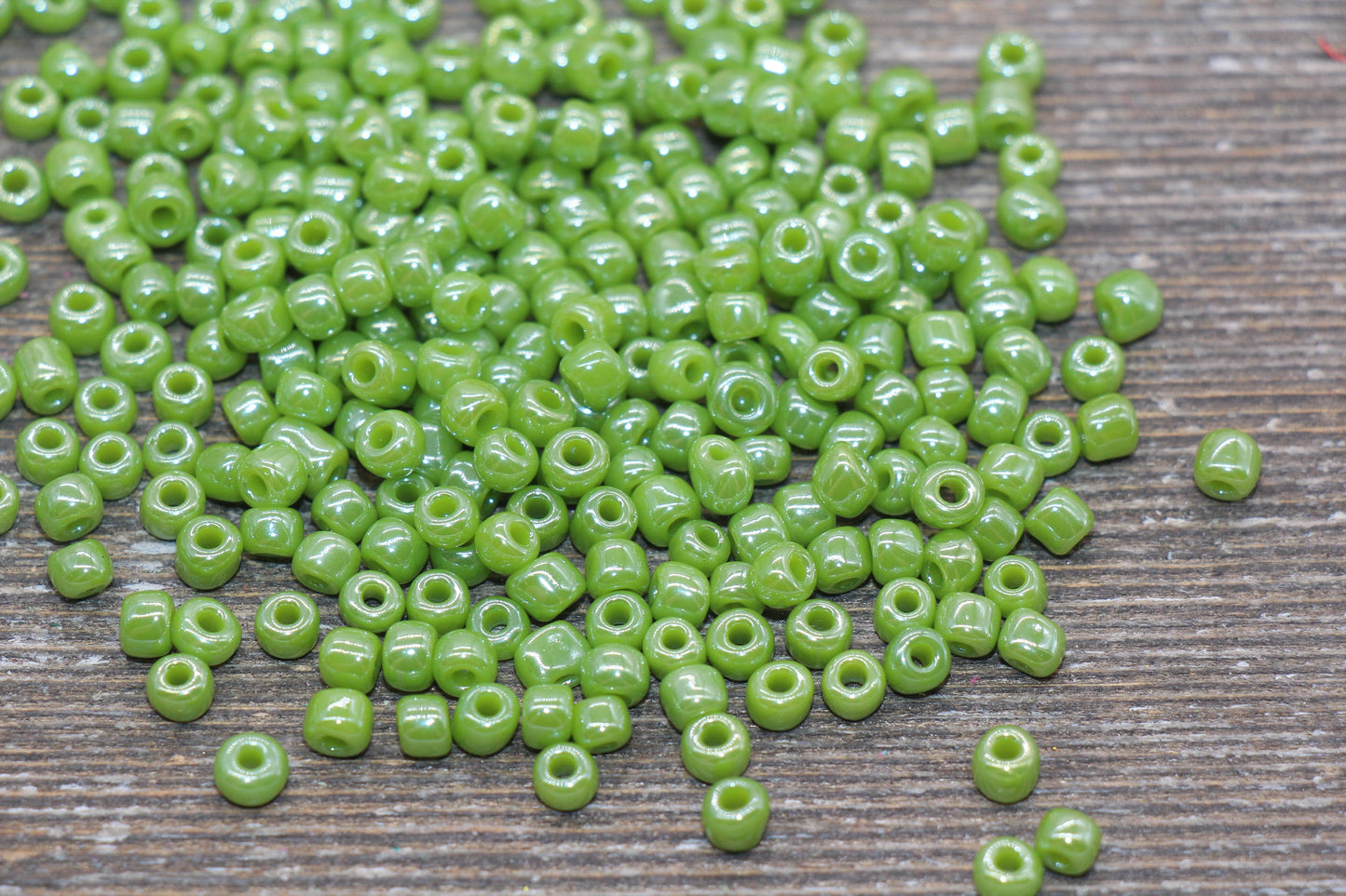 Glossy Glass Seed Beads, 4mm 6/0 Glass Round Seed Beads, Green Opaque Seed Beads, Rocailles Beads, Beading Supplies #740