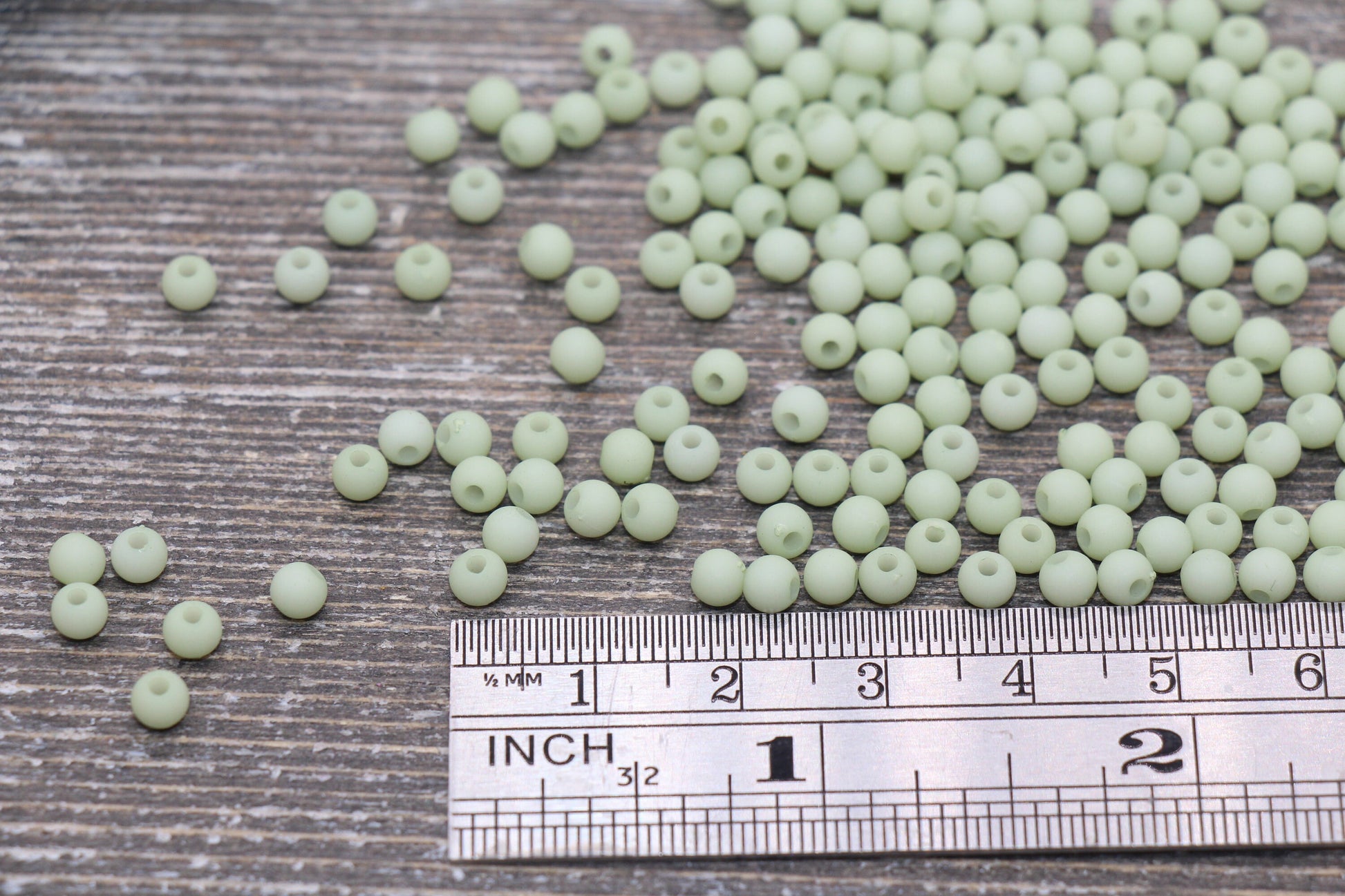 4mm Matte Pastel Green Round Beads, Acrylic Gumball Bead, Frosted Pastel Green Round Spacer Beads, Bubblegum Beads, Plastic Round Bead #1706