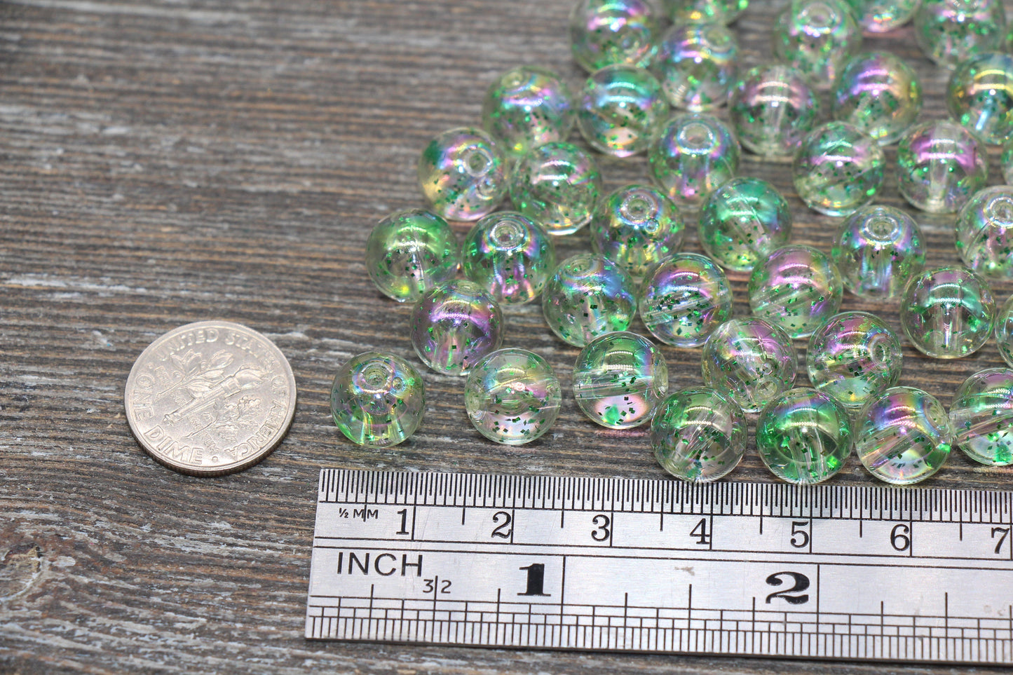 10mm Iridescent Translucent Green Beads with Glitter, Shinny Bubblegum Beads, Sparkle Chunky Beads, Smooth Round Plastic Beads #1833