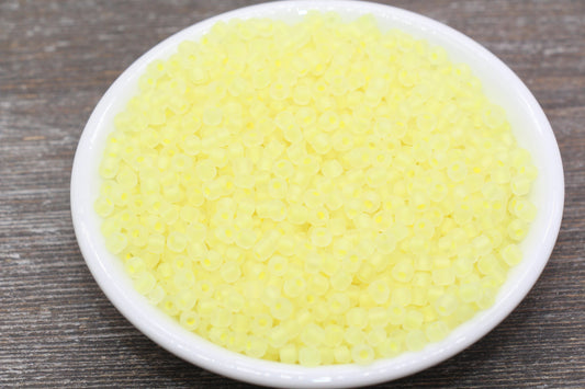 GLOW Matte Glass Beads, 4mm 6/0 Glass Beads, Glow in Dark Frosted Yellow Seed Beads, Rocailles Beads, Beading Supplies #2310