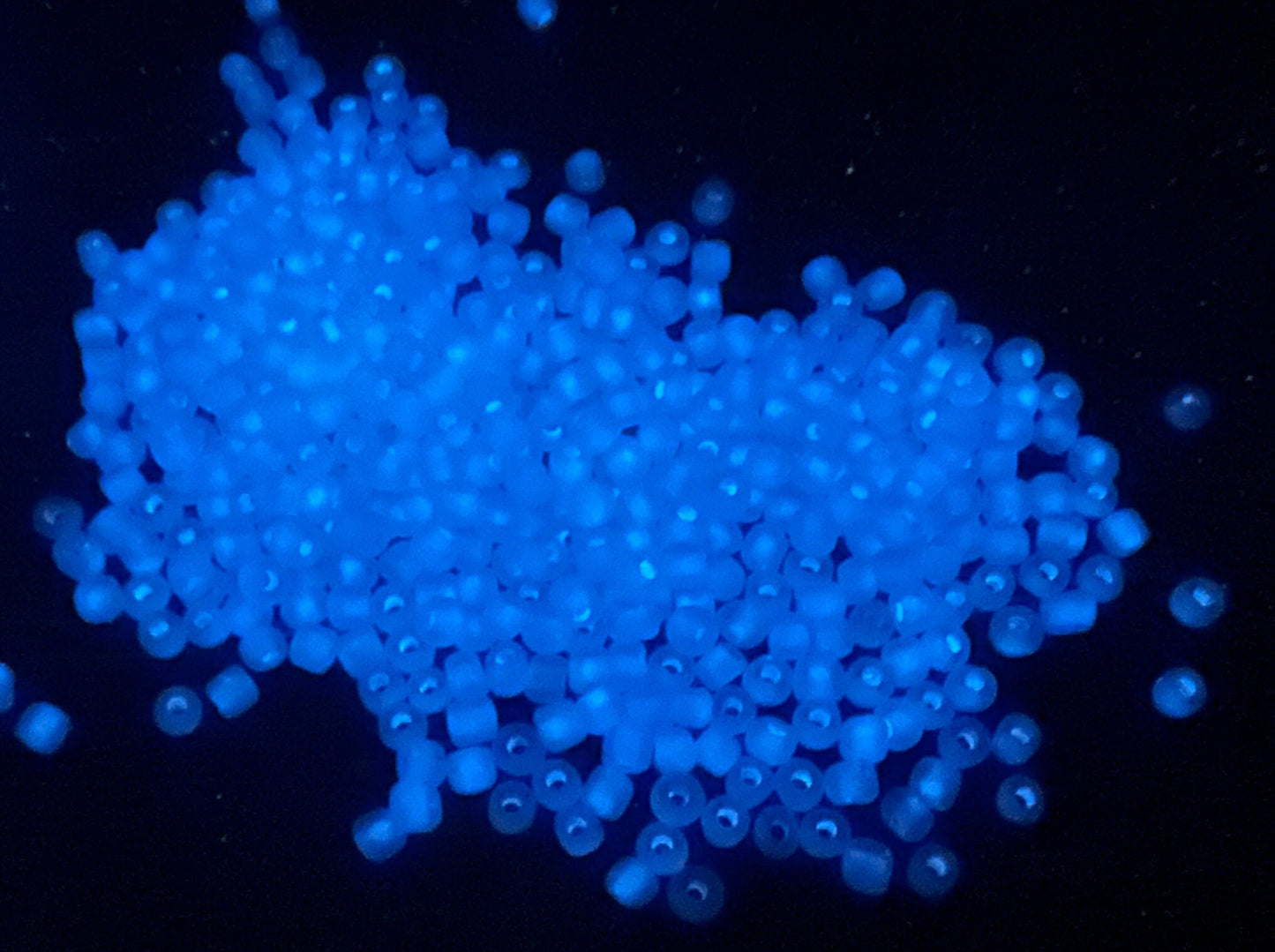 GLOW Matte Glass Beads, 4mm 6/0 Glass Beads, Glow in Dark Frosted White Seed Beads, Rocailles Beads, Beading Supplies #2374