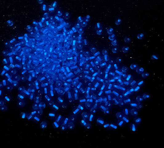 GLOW Glass Beads, 4mm 6/0 Glass Beads, Glow in Dark Transparent Beads with Lavender Lining Beads, Rocailles Beads, Beading Supplies #2409