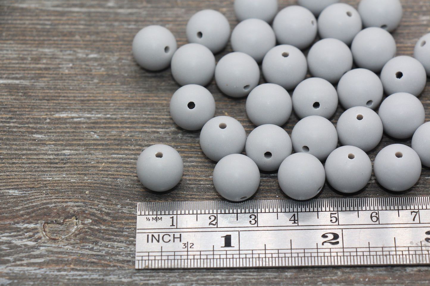 12mm Matte Gray Round Beads, Frosted Gray Acrylic Round Gumball Beads, Bubblegum Beads, Chunky Beads, Plastic Round Bead, #2570