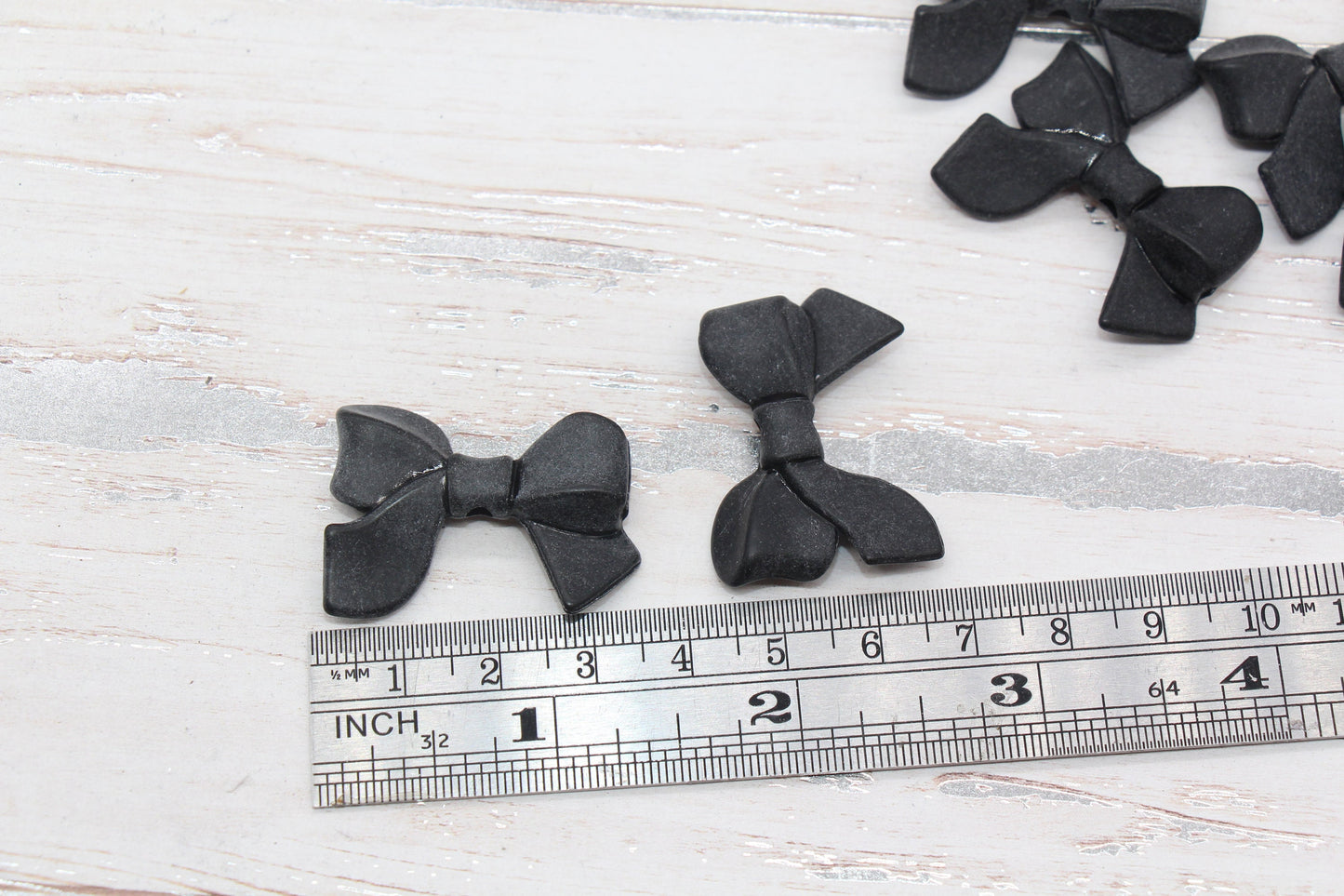 Frosted Black Bow Beads, Matte Acrylic Bow Beads, Vertical Hole Bow Beads, Chunky Bubblegum Beads, Jewelry Beads #2645