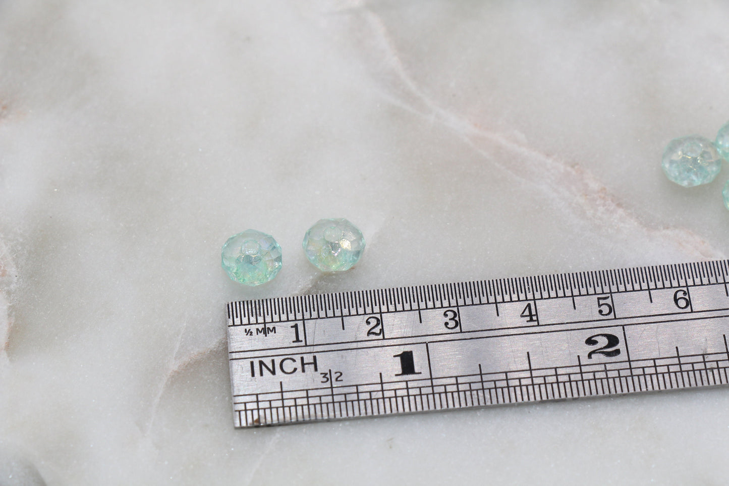 8mm Mint Green Rondelle Beads, Iridescent Faceted Acrylic Loose Beads, Bubblegum Beads, Chunky Beads, Bead for Bracelet #2655