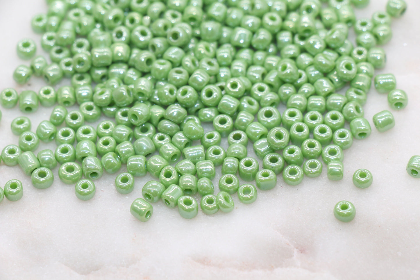 Glossy Glass Seed Beads, 4mm 6/0 Glass Round Seed Beads, Green Opaque Seed Beads, Rocailles Beads, Beading Supplies #1296