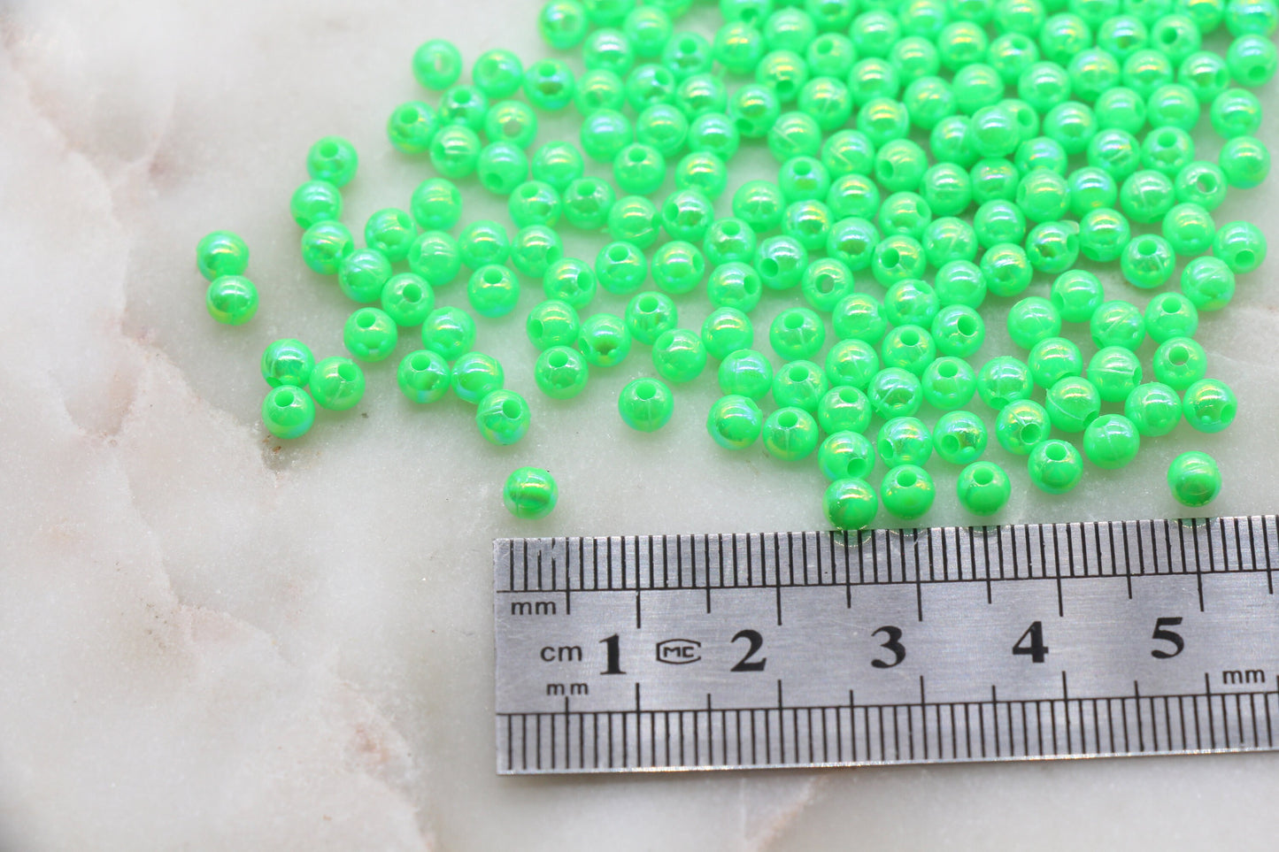 4mm Bright Green AB Round Beads, Iridescent Acrylic Gumball Beads, Bubblegum Beads, Plastic Round Smooth Bead #3011