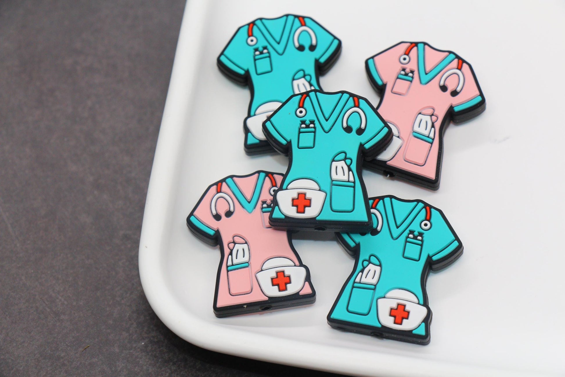 Nurse Appreciation Silicone Beads – Scrub Top with Cross