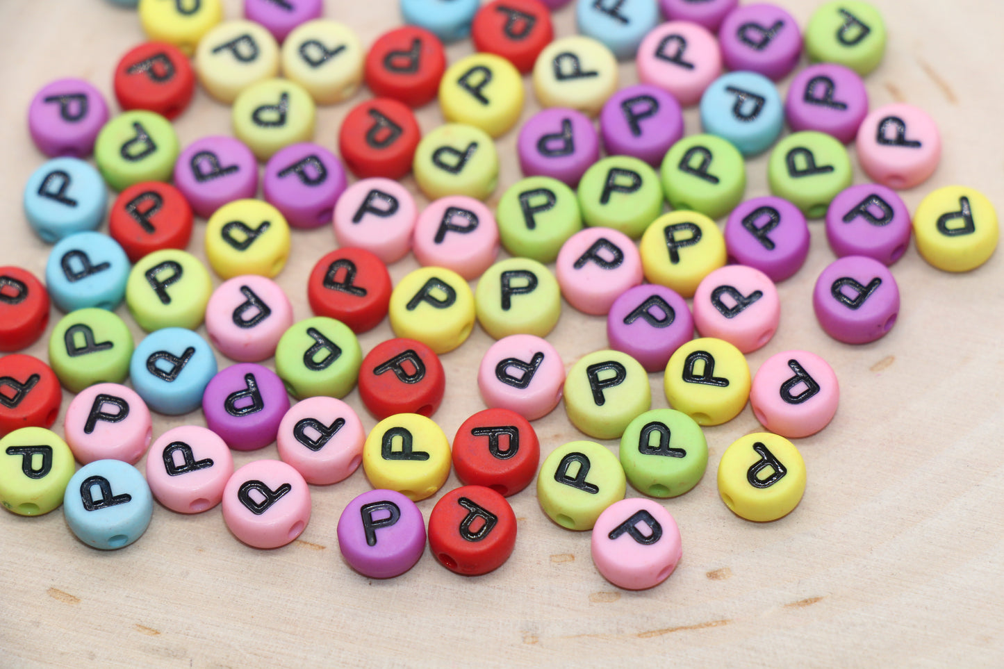 Mix Color Alphabet Letter Beads, Flat Round Letter A-Z Beads