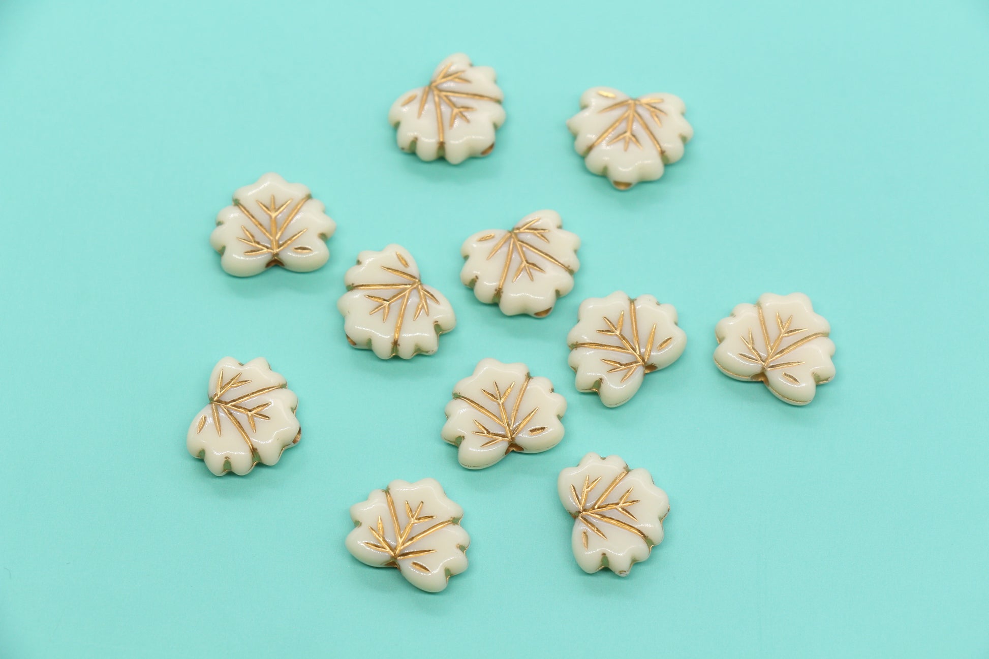 13 x 11mm Vintage Gold Acrylic Leaf Beads