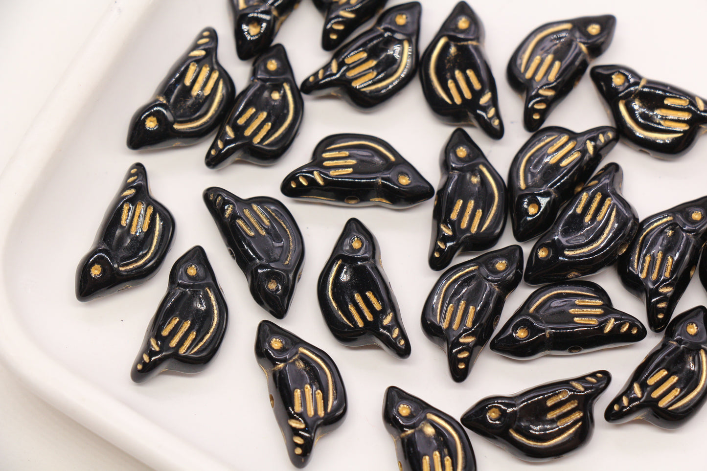 20 x 10mm Retro Acrylic Bird Spacer Beads