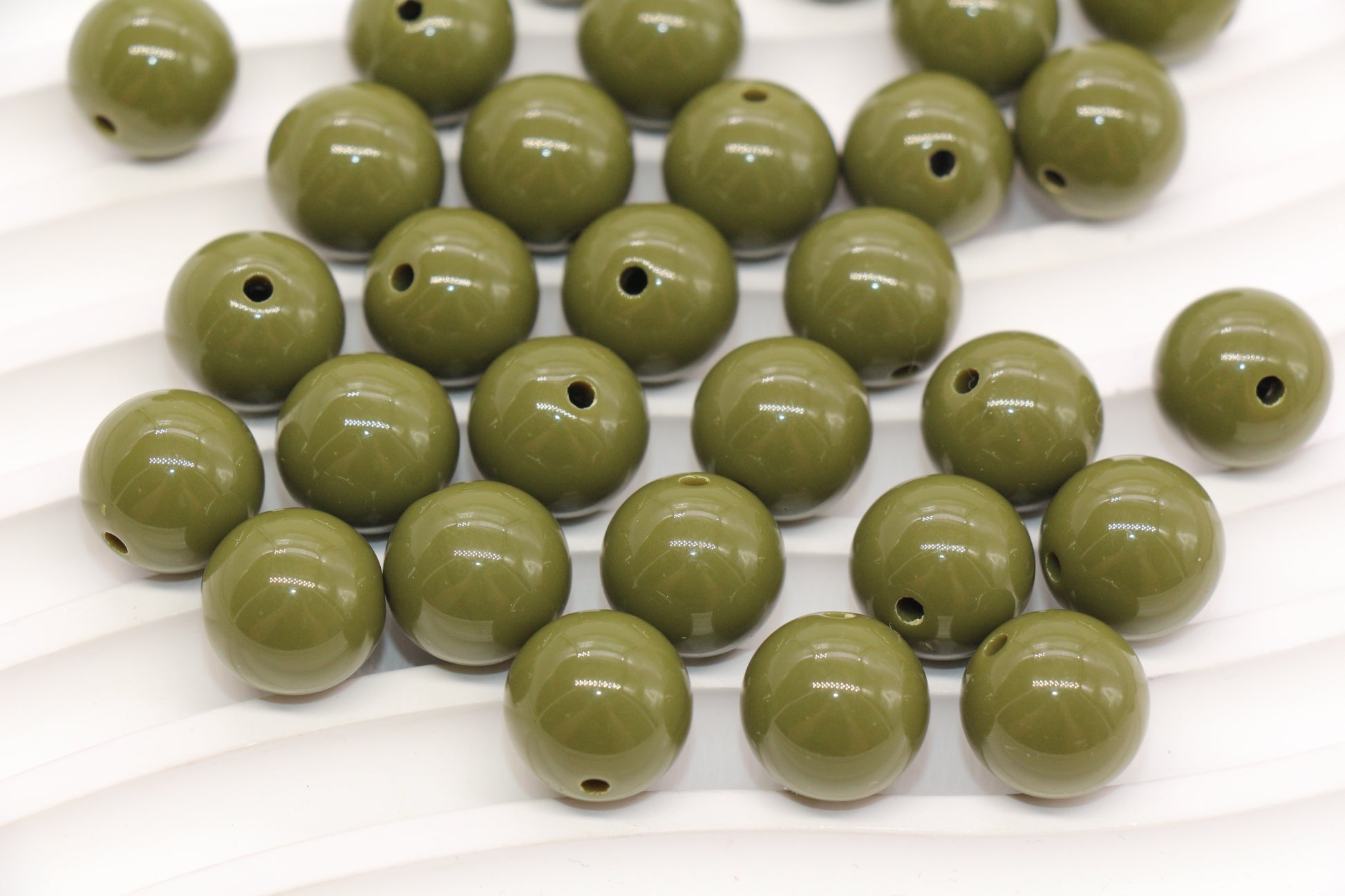 14mm Olive Green Gumball Beads #488