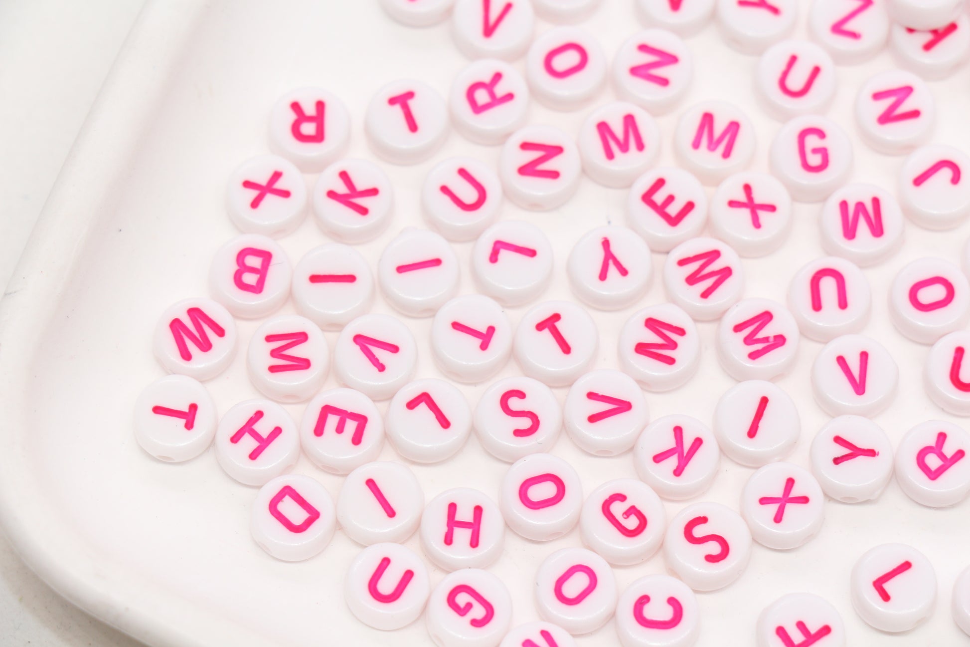 7mm White Round Letter Beads with Pink Letters #1099
