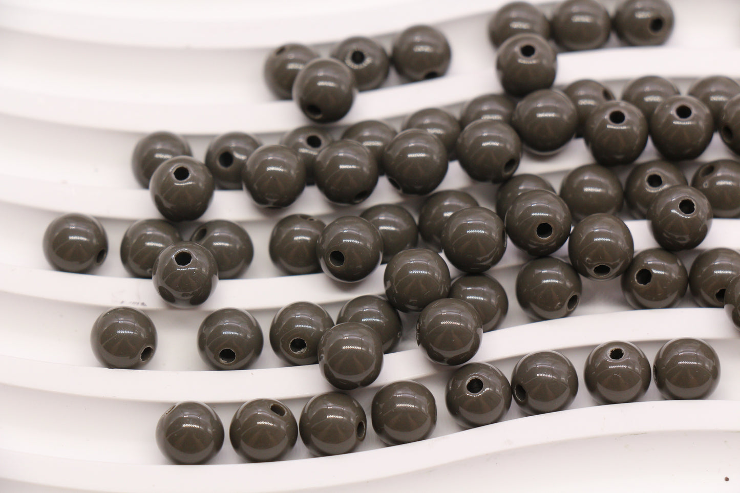 8mm Taupe Gray Acrylic Gumball Beads #3958