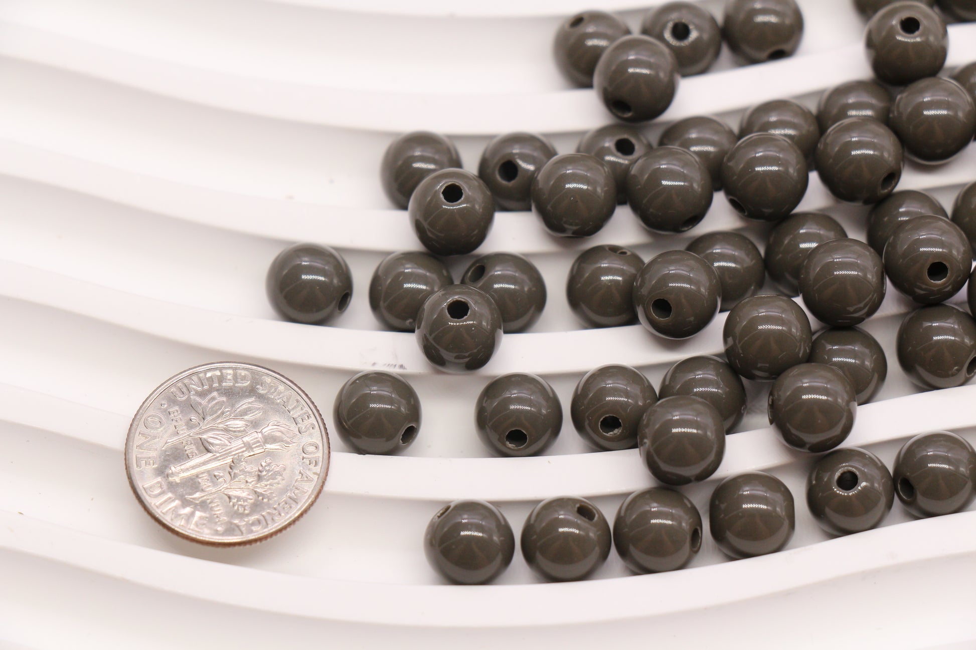 8mm Taupe Gray Acrylic Gumball Beads #3958